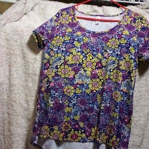 LulaRoe classic tee